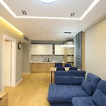 La La Marina Wave Suites